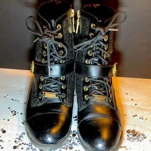 Bebe stylish high top boots